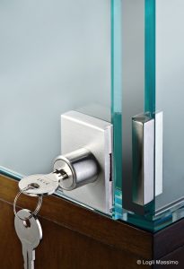 sisteme accesorii sticla lipire prin uv logli massimo